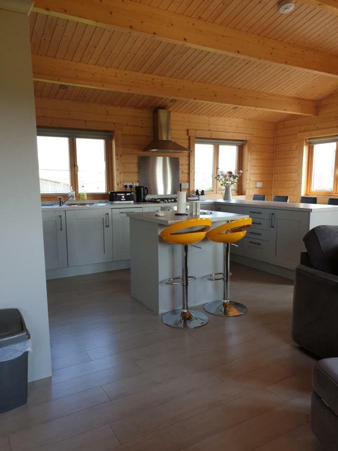Ruth's Retreat Country Retreat With Private Hot Tub Lodge